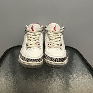 Jordan 3 Retro Hall of Fame 2018 Sneakers Katrina Cement Red, Size 9.5